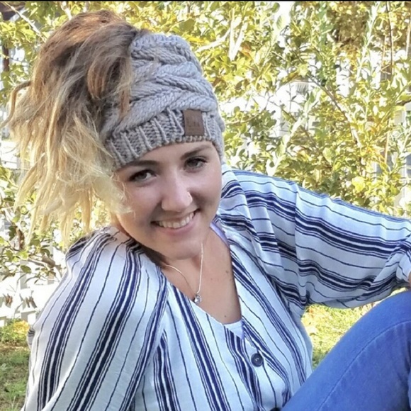 LIB Accessories - LAST ONE!!! MESSY BUN BEANIE